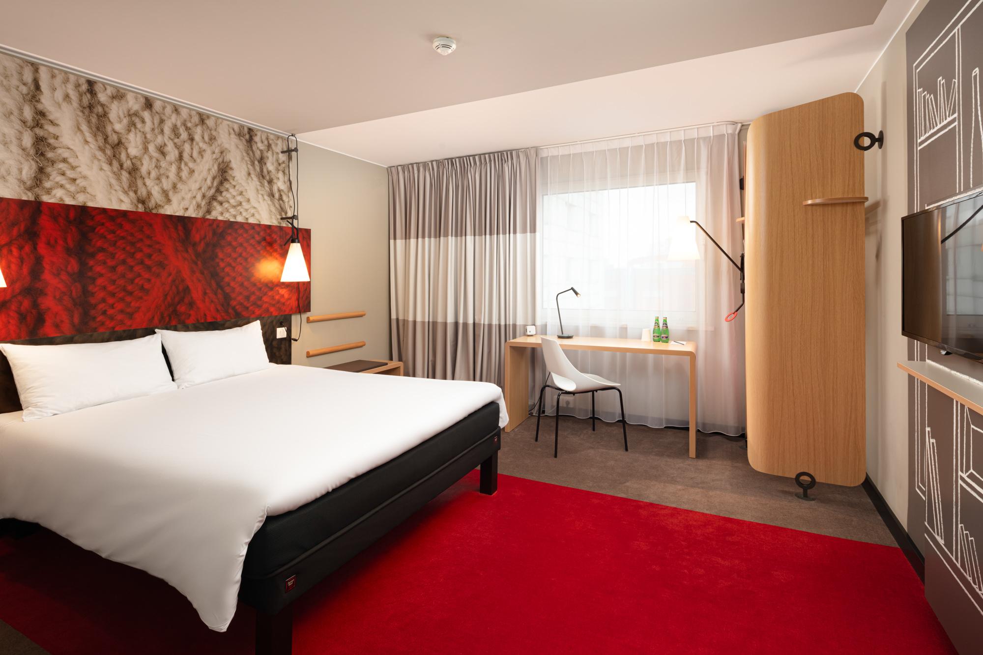 Ibis Poznan Centrum Εξωτερικό φωτογραφία