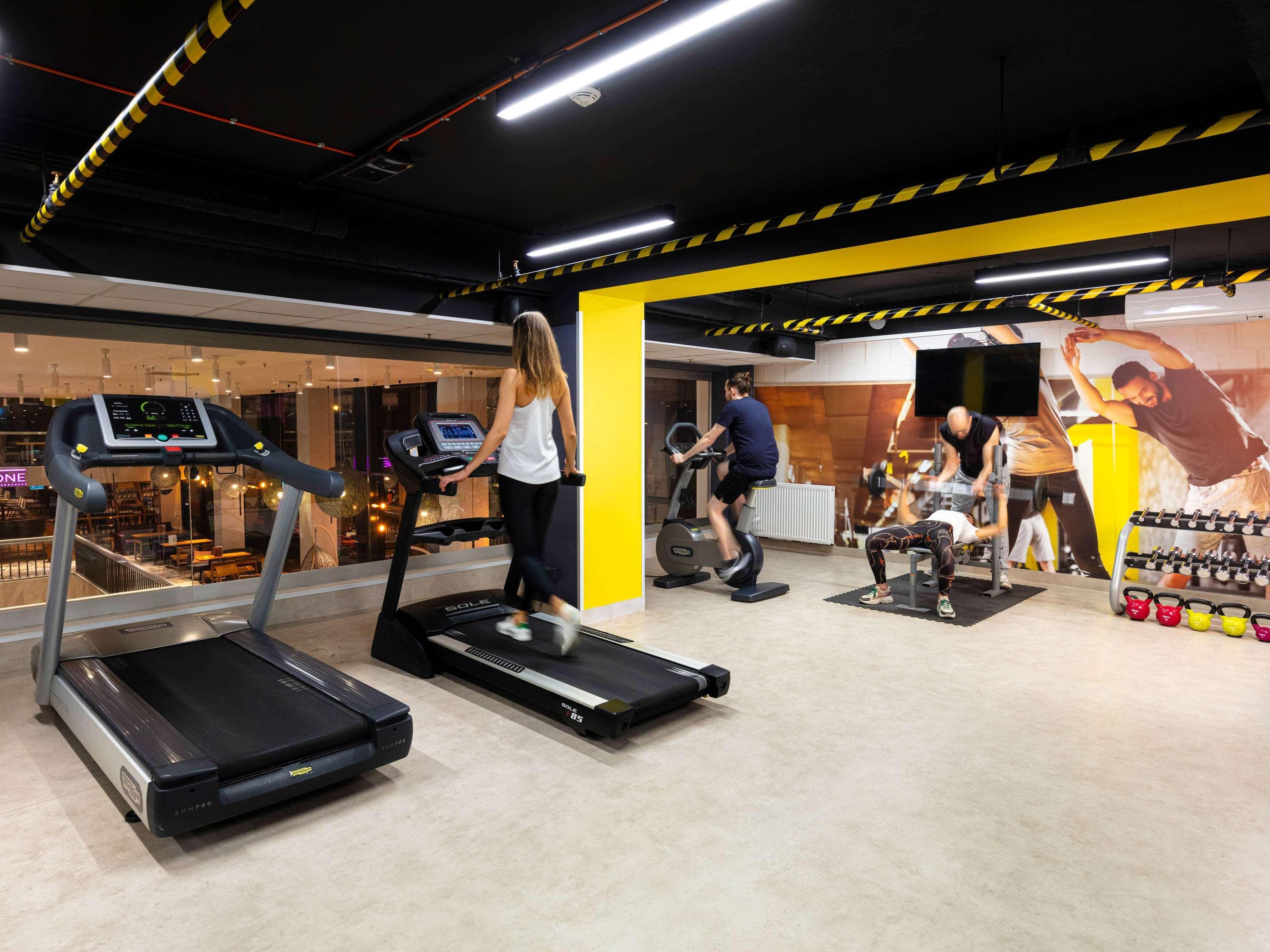 Ibis Poznan Centrum Εξωτερικό φωτογραφία
