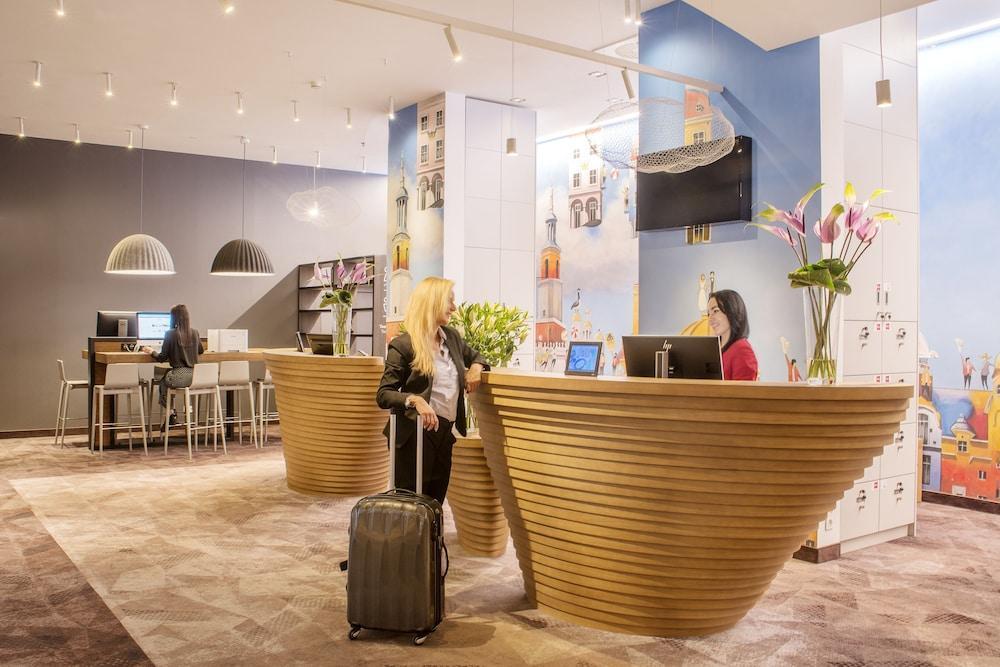 Ibis Poznan Centrum Εξωτερικό φωτογραφία