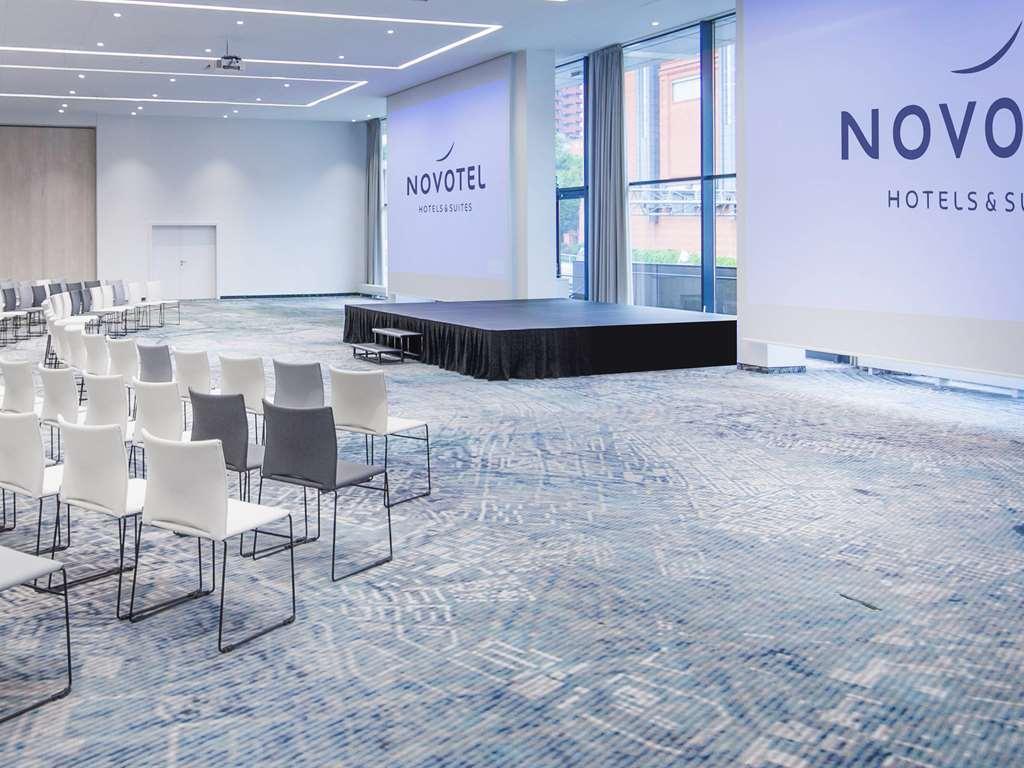 Ibis Poznan Centrum Εξωτερικό φωτογραφία